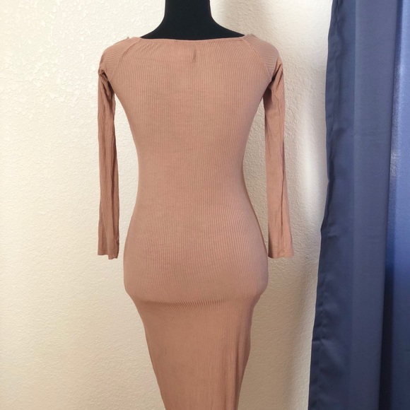 Button up Dress - Picture 2 of 2